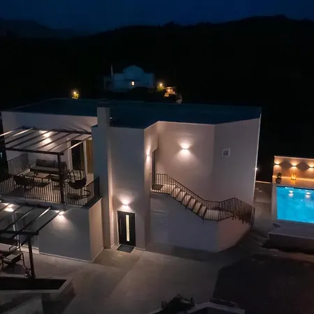 Luxury Nest Maretta & Oliva *