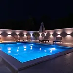 Luxury Nest Maretta & Oliva *