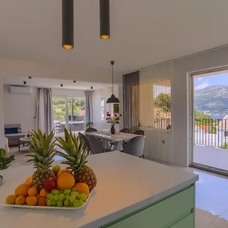 Luxury Nest Maretta & Oliva Apartmán *